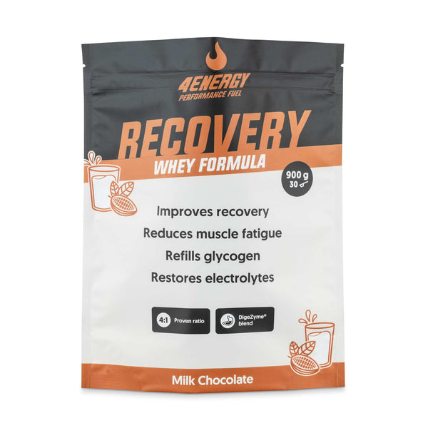 4Energy Recovery Whey Formula - 900 g gusto cioccolato al latte, confezione frontale bianca e nera con dettagli arancioni e testo sui benefici.